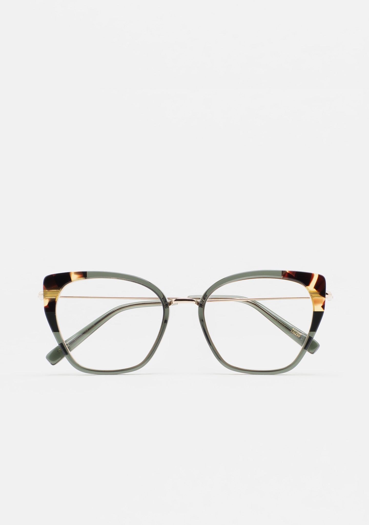 81224510 - 81224510-1.jpg