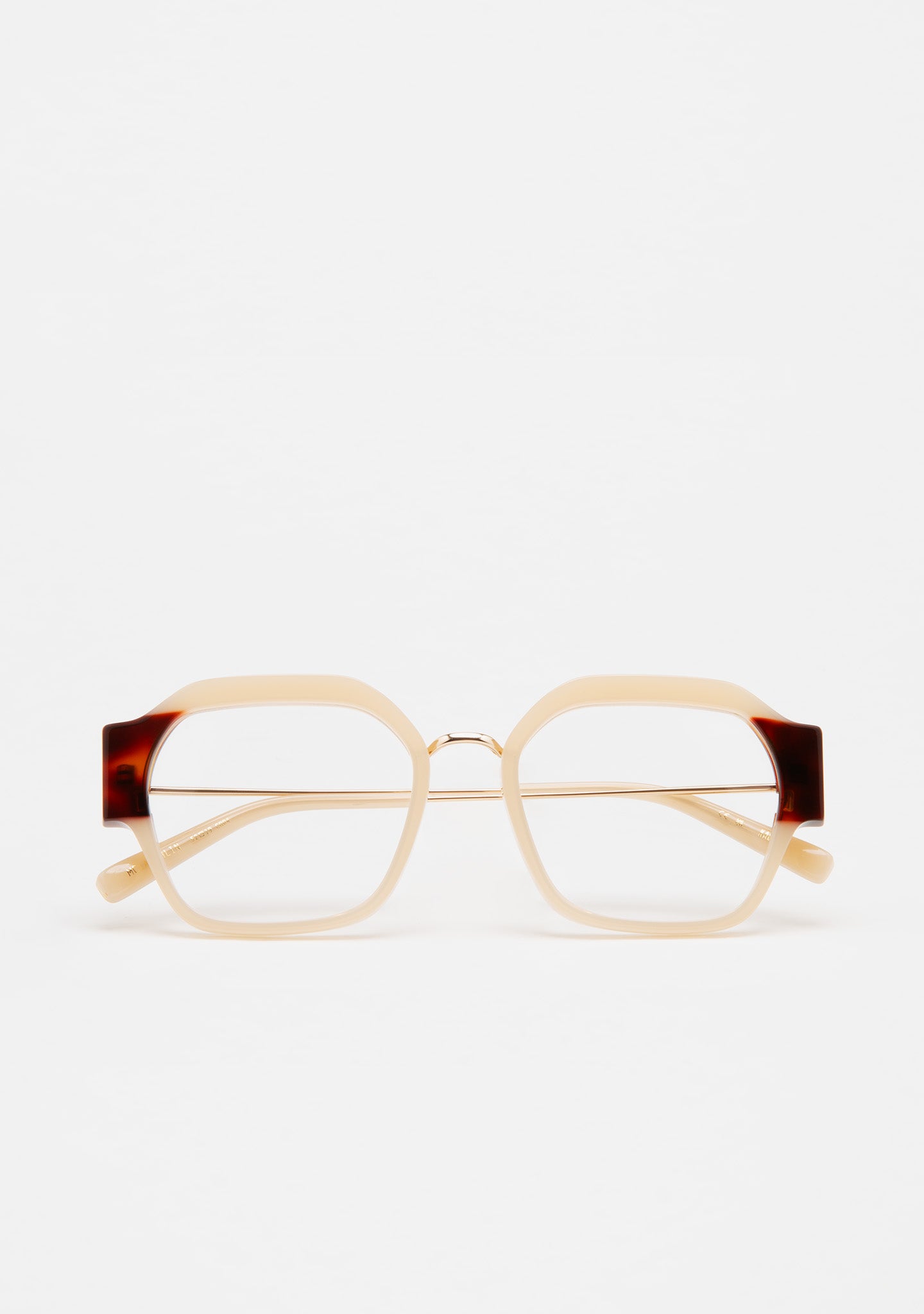 A006104 - A006104-1.jpg