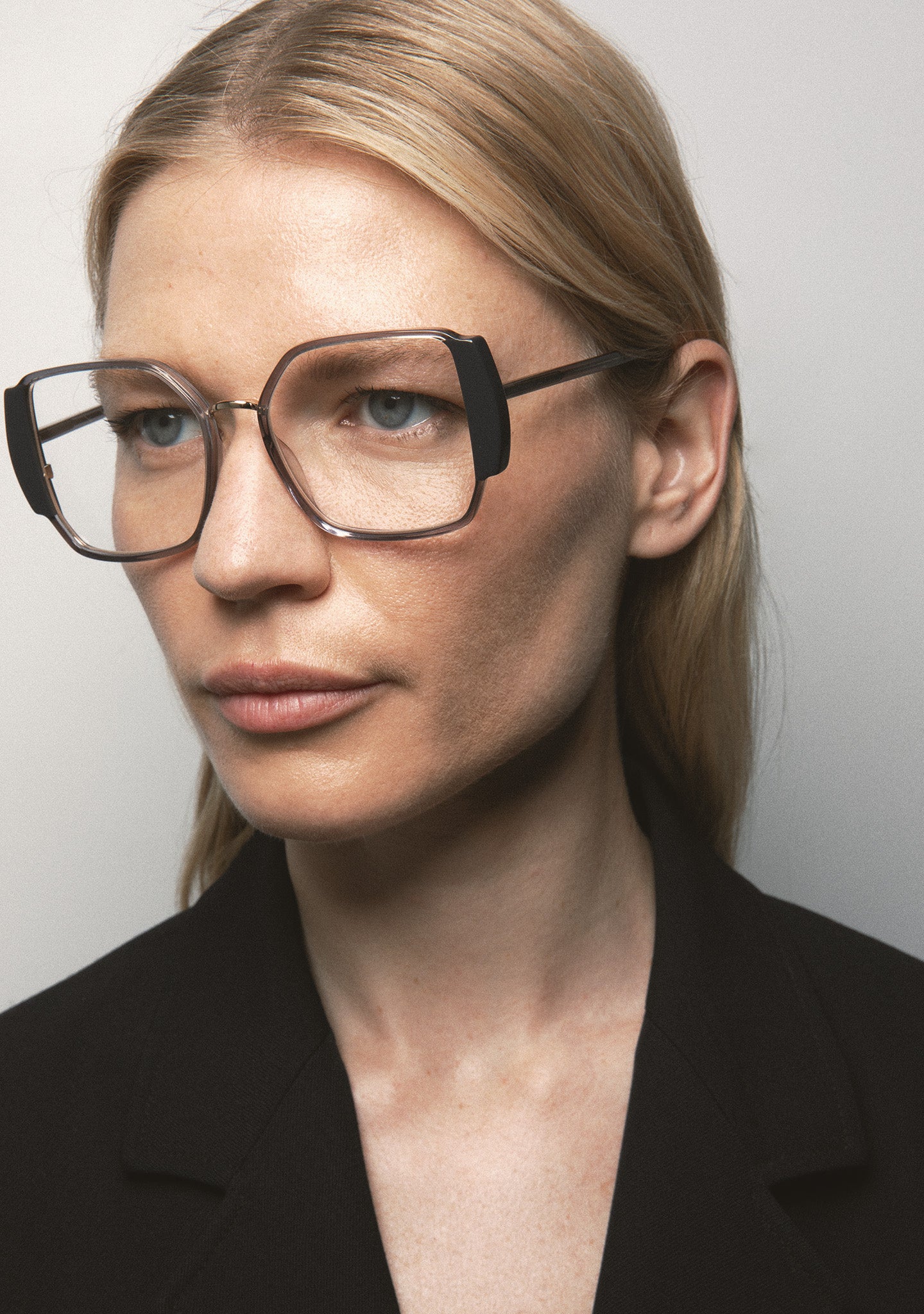 A006605 - A006605-12.jpg