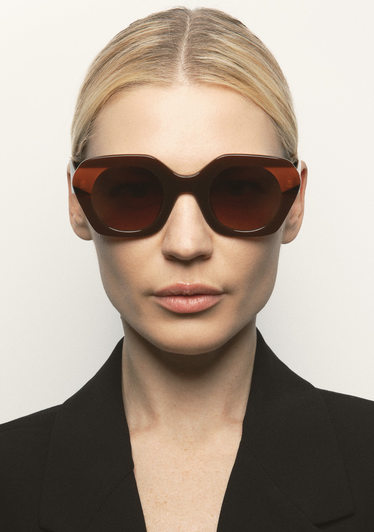 A016808 - A016808-11.jpg