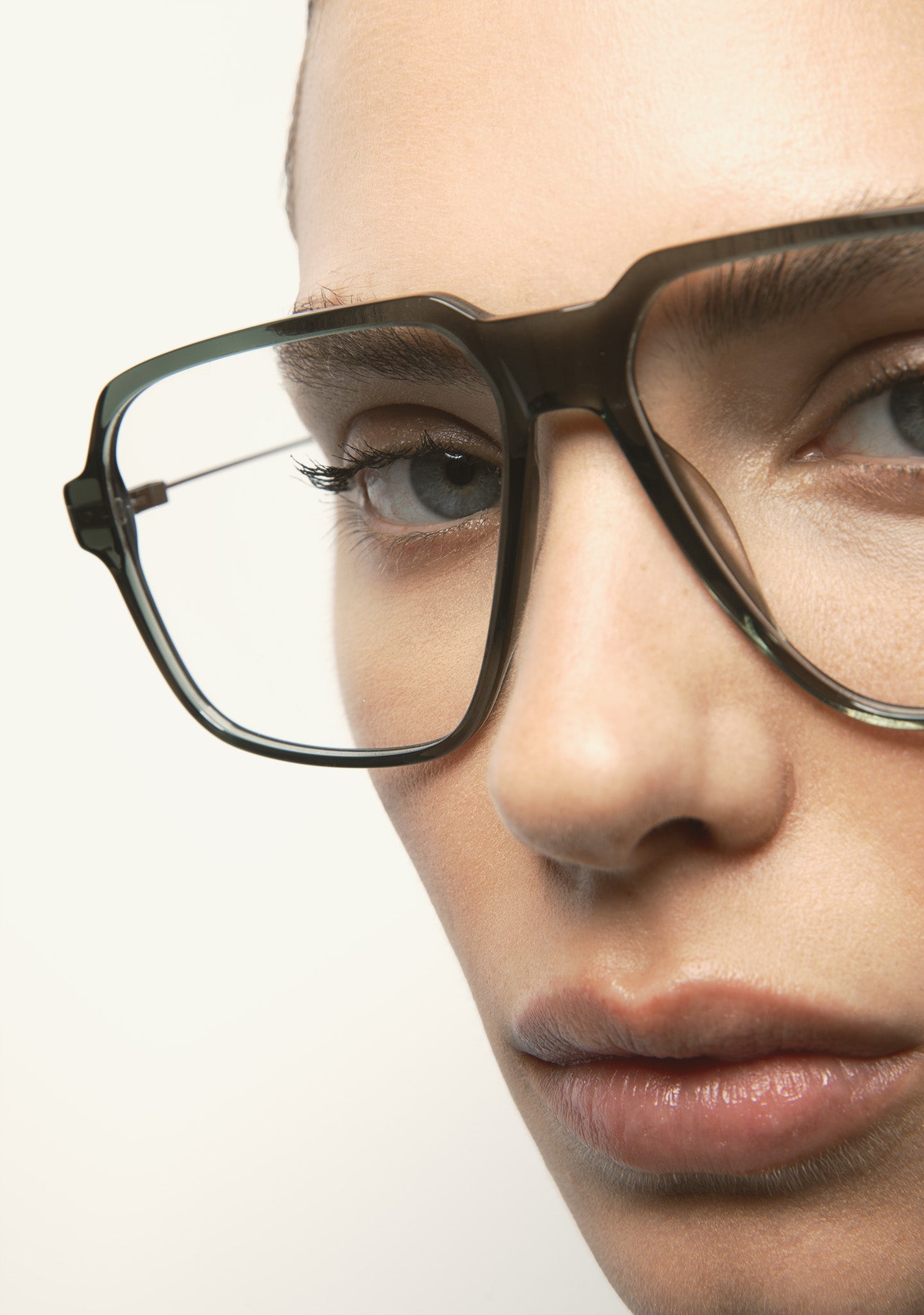 Woodrow Crystal Khaki