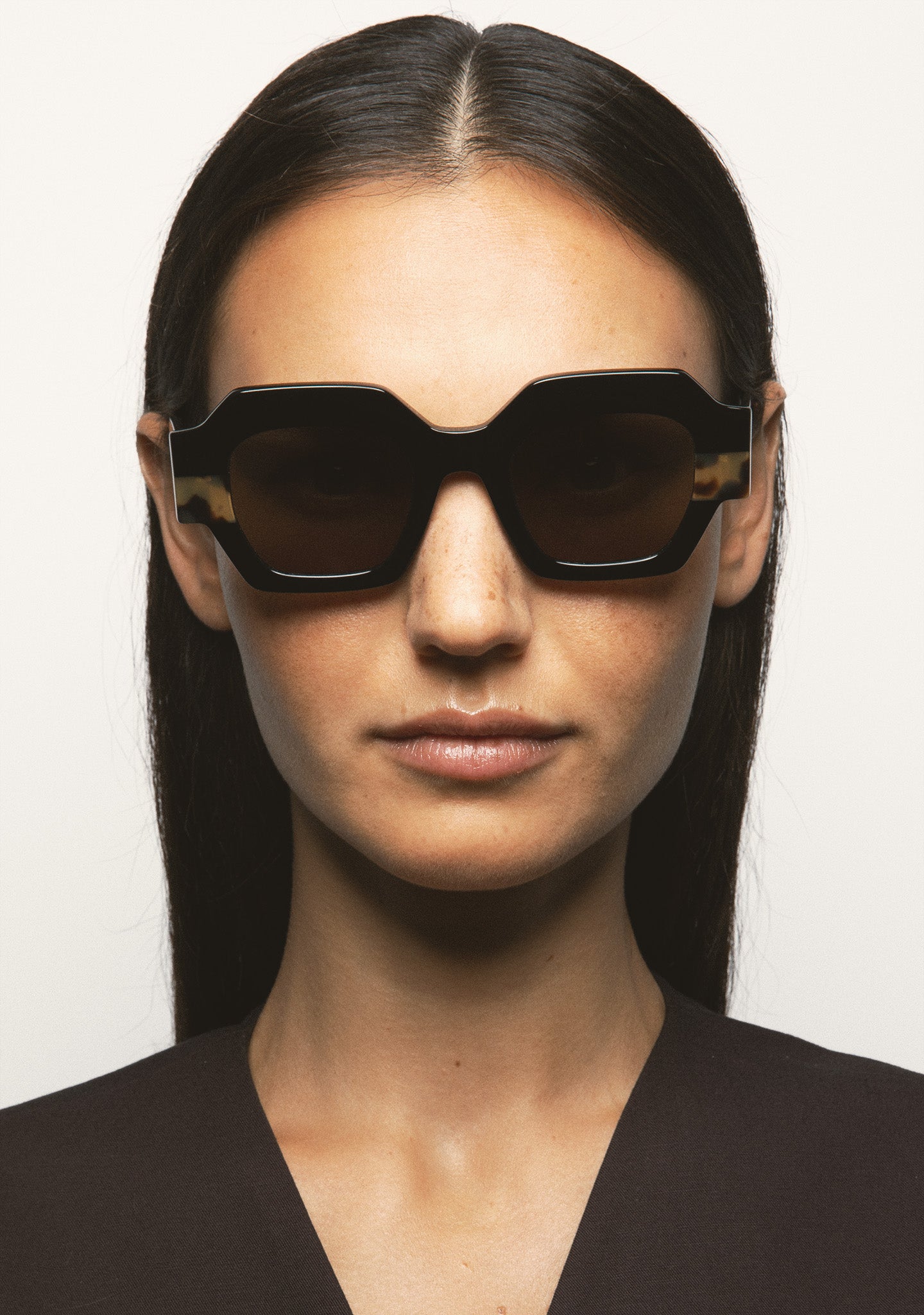 A033601 - A033601-11.jpg