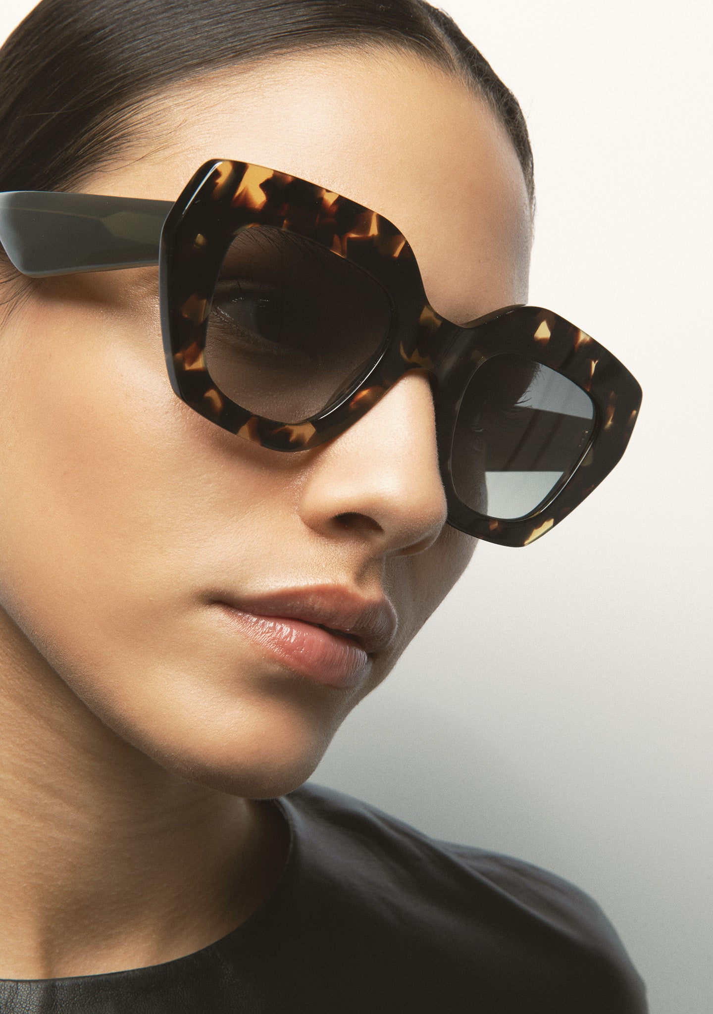 A033704 - A033704-12.jpg