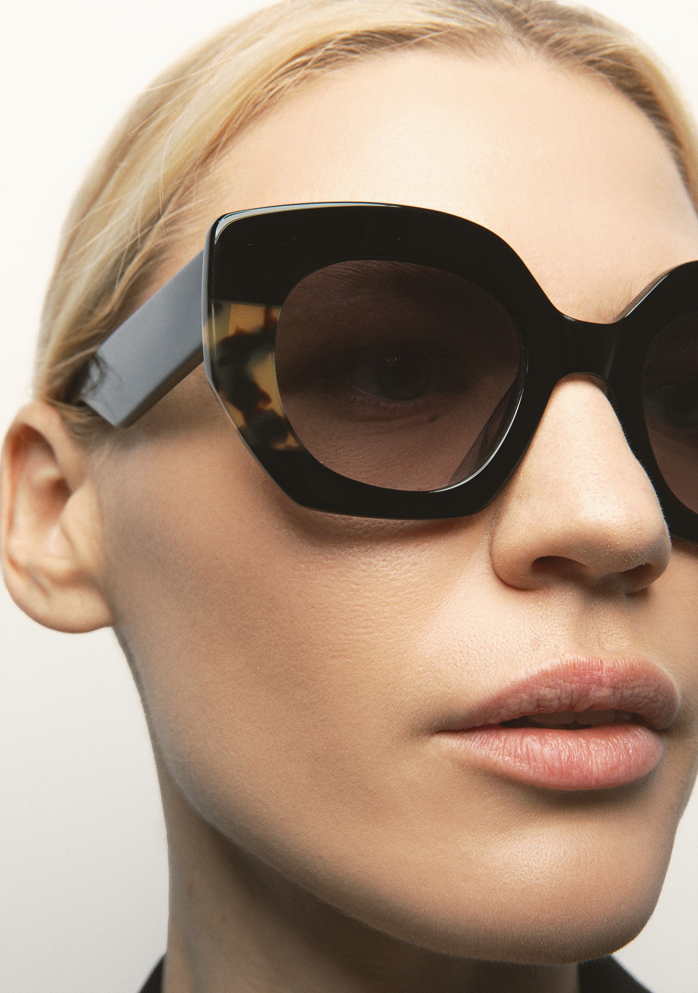 A043001 - A043001-12.jpg