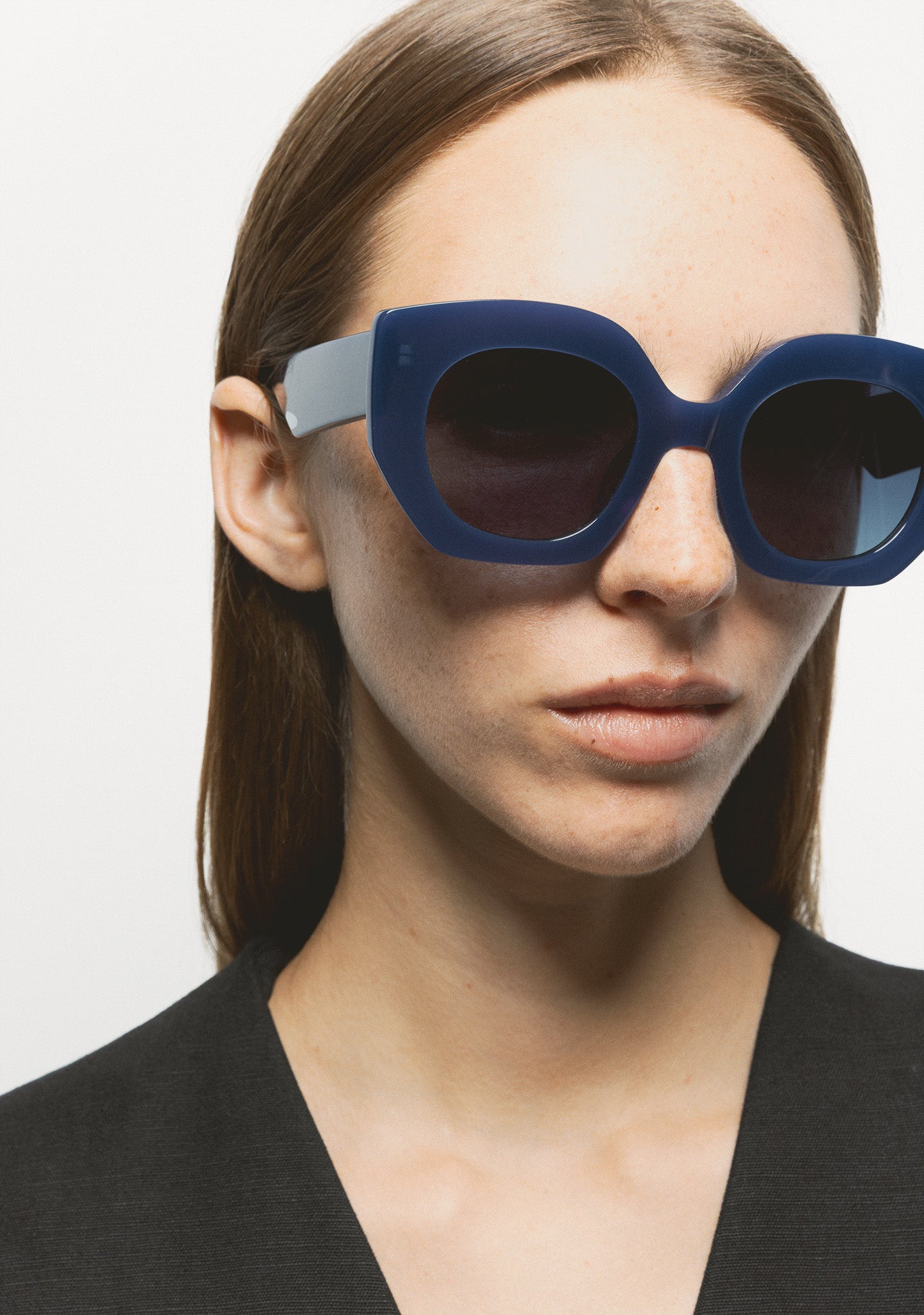 A043003 - A043003-12.jpg