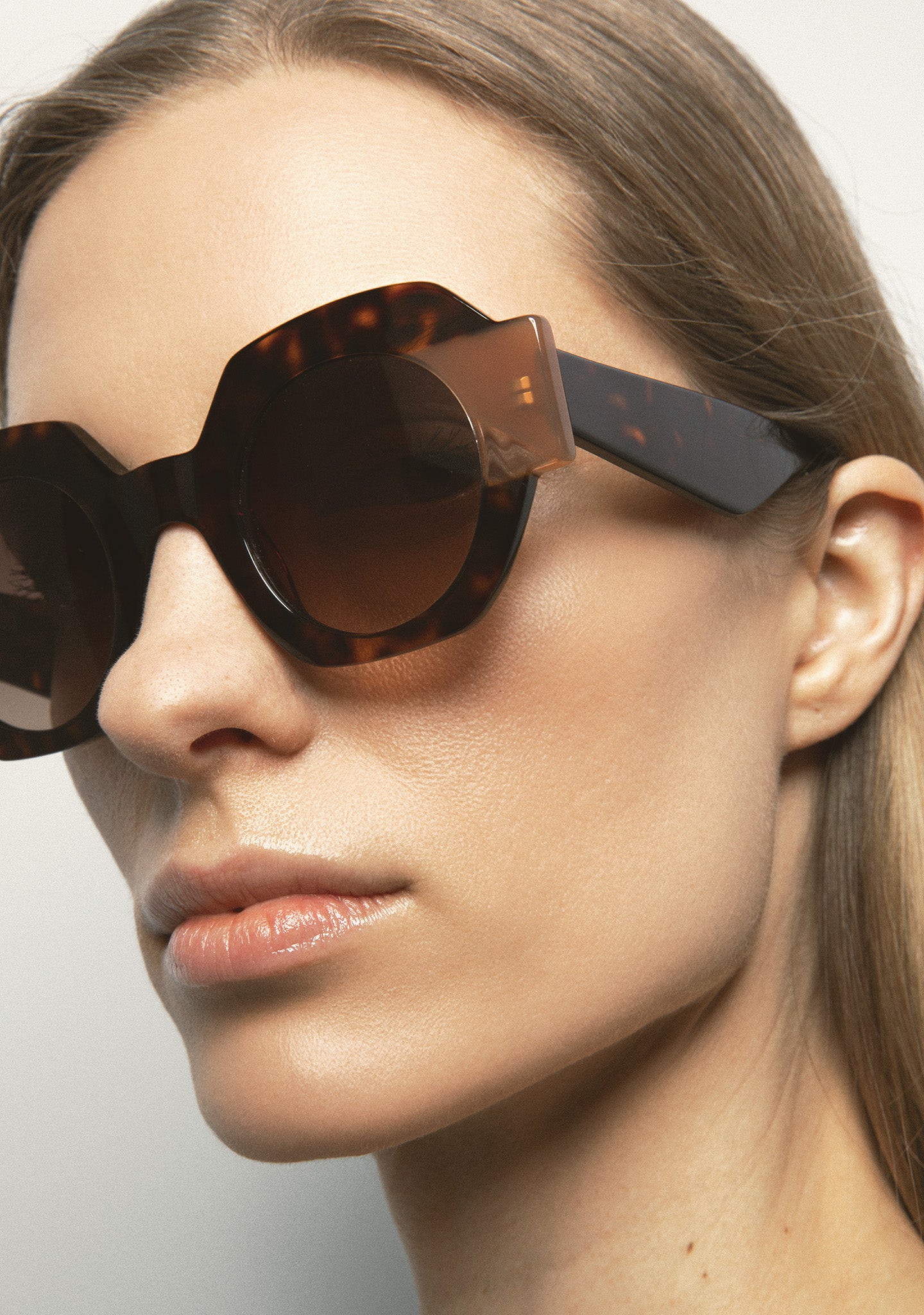 A043102 - A043102-12.jpg