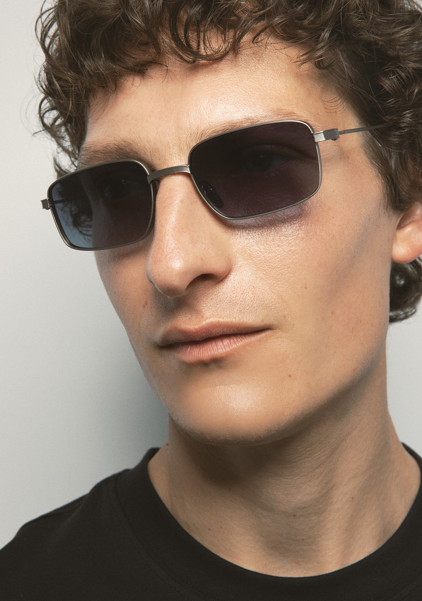 A044703 - A044703-22.jpg