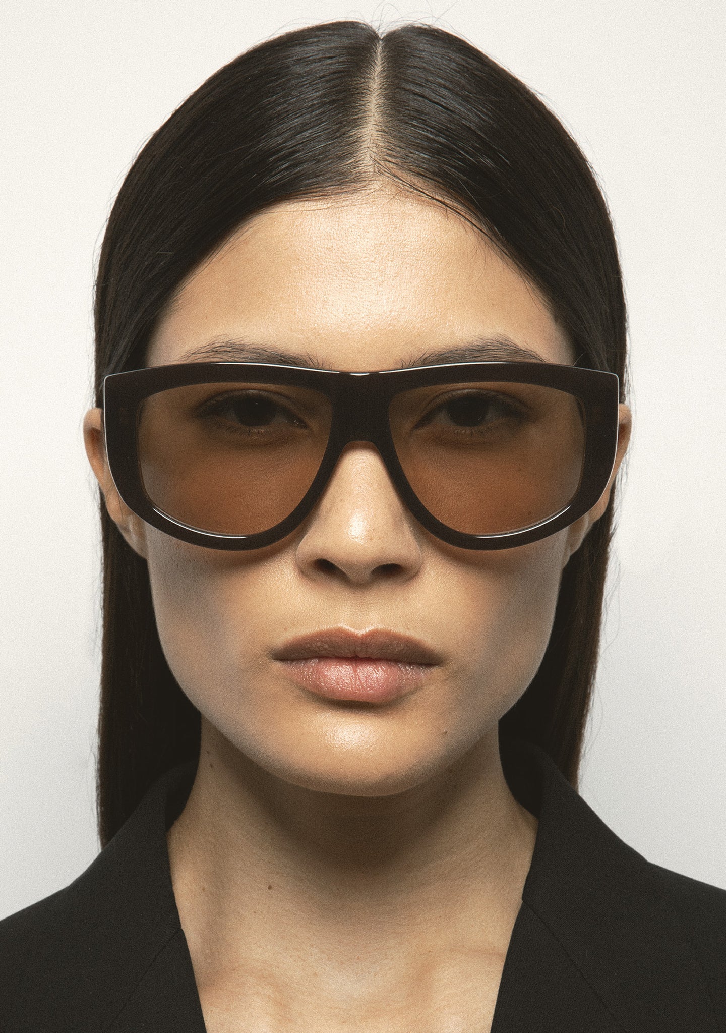 Cicero Milky Brown PHOTOCHROMIC