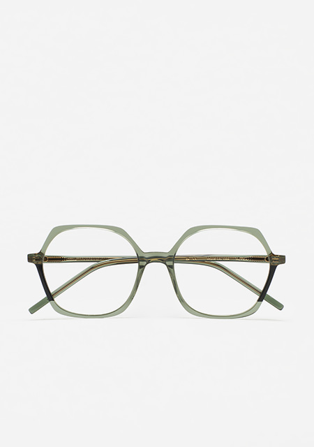 Eyeglasses woman
